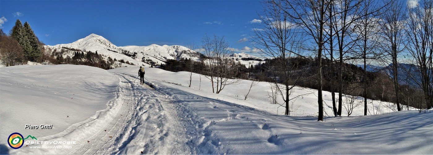 42 Vista panoramica verso il Sodadura.jpg